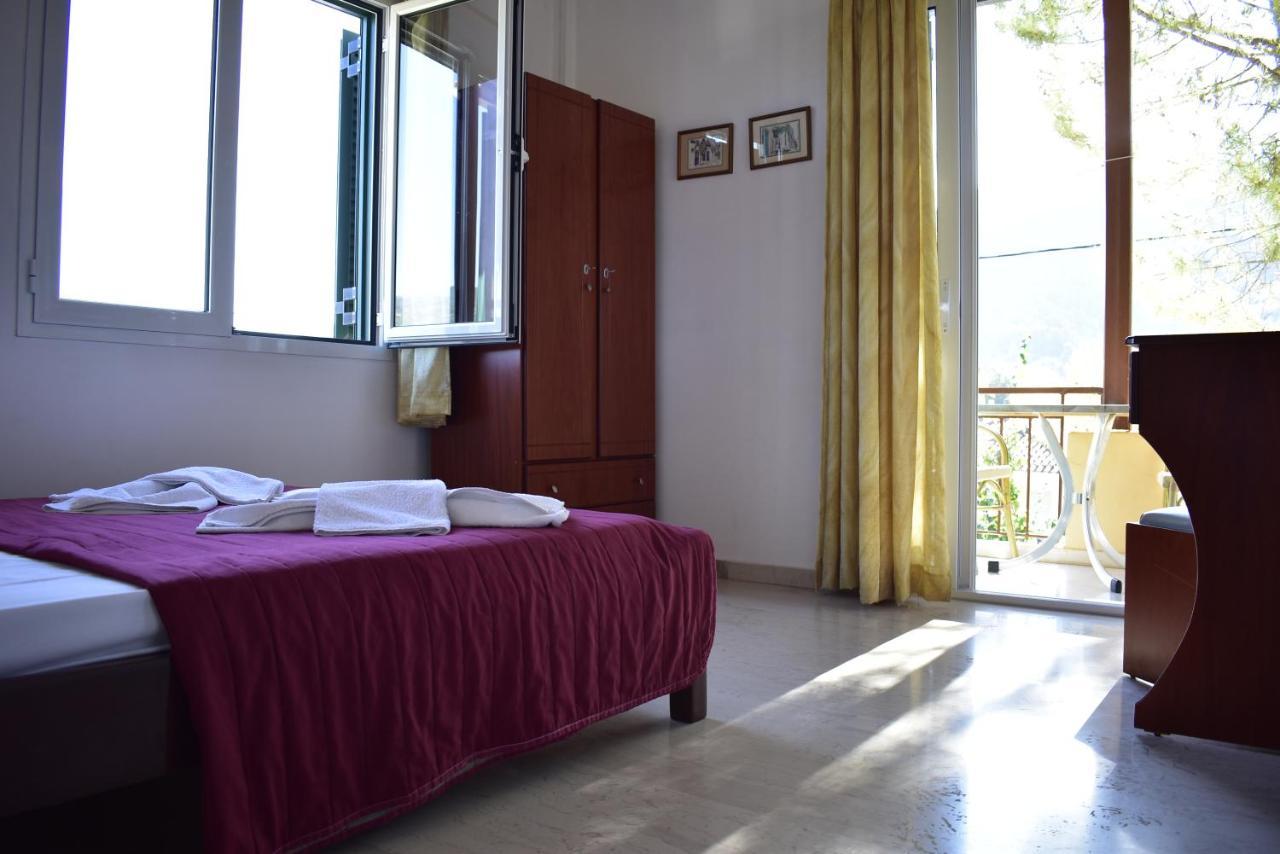Michalis Place Apartments วาซีลีกี ภายนอก รูปภาพ
