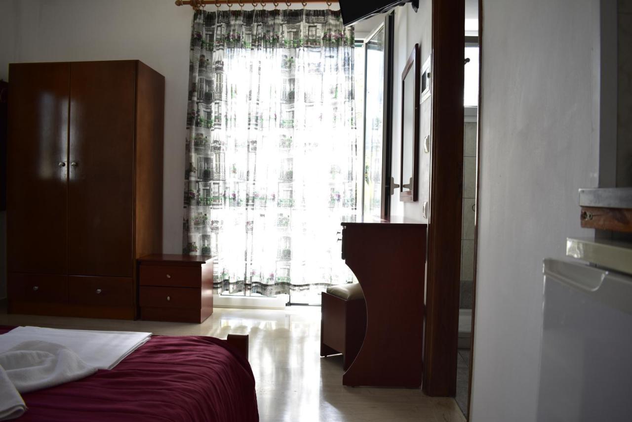 Michalis Place Apartments วาซีลีกี ภายนอก รูปภาพ