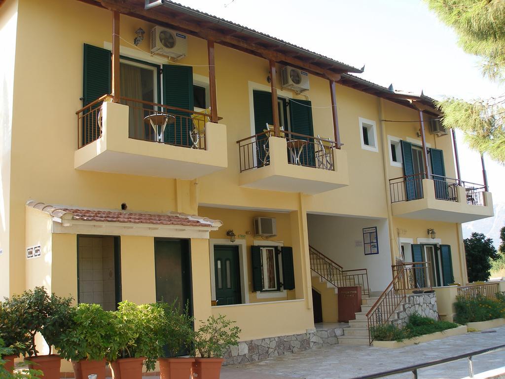 Michalis Place Apartments วาซีลีกี ภายนอก รูปภาพ